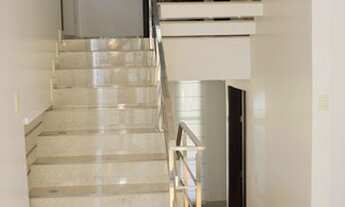 Imagem 5: Casa de condomínio sobrado para venda possui 420 metros quadrados com 4 quartos