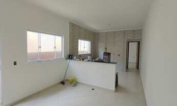 Imagem 2: Casa com piscina à venda em Mongaguá - SP