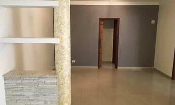 Imagem 2: Casa para venda tem 217 metros quadrados com 3 quartos em Centro - Salto - SP