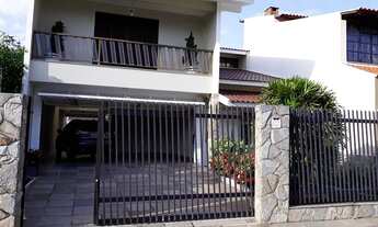 Imagem: Estreito linda residência no Centro do