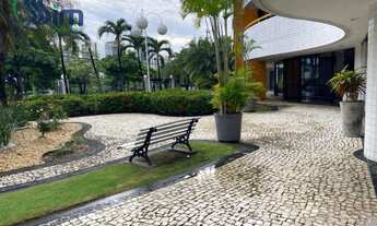 Imagem 7: Ed. Le Louvre -Apartamento com 214 m², 3 suítes, 5 banheiros, vista permanente para o Parq