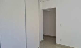 Imagem 6: Lindo apartamento no Patrimônio, 90m², todo montado de armários, sala ampla com sacada