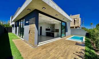 Imagem 5: Belíssima Casa Térrea no Alphaville 1 - Piscina com Vista para a Pista de Caminhar