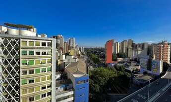 Imagem 2: APTO AMPLO COM JANELÕES E PÉ DIREITO ALTO PRÓXIMO AO METRO