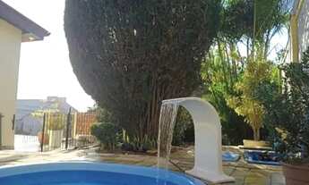 Imagem: Casas com total de 3 dormitórios, 2 banheiros