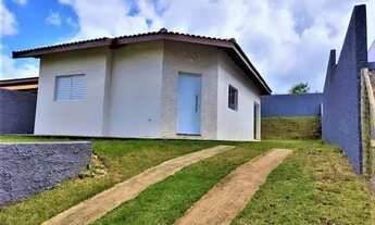 Imagem: Chácara Nova com 2 dormitórios sendo 1