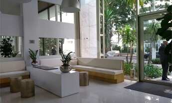 Imagem 7: Apartamento para aluguel possui 100 metros quadrados com 2 quartos em Itaim Bibi - São Pau