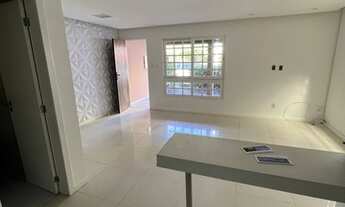 Imagem 3: Cód. 555/10030 Itapuã Casa 3/4 com suíte Reformada Nascente na Rua da Ilha