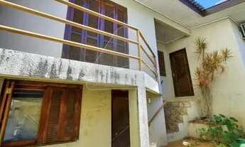 Imagem: Casa ao lado da upf