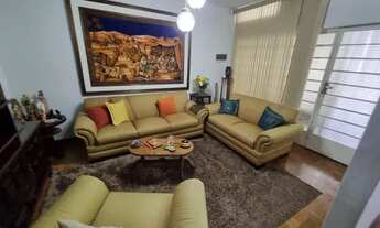 Imagem: Casa térrea no centro da cidade e NÃO