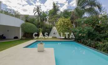 Imagem 2: CASA em CONDOMÍNIO no REAL PARQUE com 520m² sendo: 4 dormitórios (4 suítes) e 10 vagas de