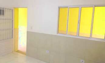 Imagem: Alugo casa 3 cômodos - Próxima à Estação