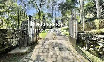 Imagem 4: Casa de condomínio para venda possui 478 metros quadrados com 4 quartos