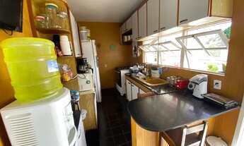 Imagem 6: Casa térrea em Piatã, 300m², 4/4 sendo 2 suítes, 03 salas, dependência