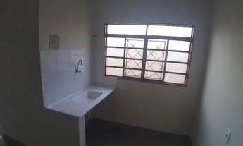 Imagem 2: Kitnet (só mulher ou casal