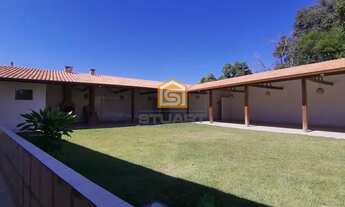 Imagem 4: Casa com 4 quartos e 3 suítes com 6 vagas