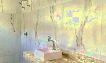 Imagem 5: Casa com 4 suites, sendo 3 viradas para o nascente, varanda e piscina na Cidade Alphaville