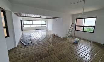 Imagem 4: Apartamento - Beira Mar de Candeias - 04 Qts/01 Suíte - C/Planejados - Varanda - Piscina