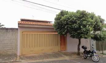 Imagem: Casa padrão em Planalto Verde - Ribeirão