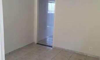 Imagem 3: Casa para venda possui 100 metros quadrados com 2 quartos em Roma - Salvador - BA