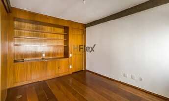 Imagem 7: Apartamento amplo, 212m2, localizado no Bairro Jardins, 2 vagas, próximo ao metrô Oscar Fr