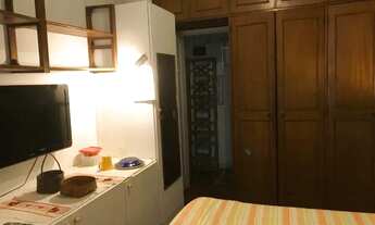 Imagem 3: Quarto em Copacabana Amplo, Mobiliado, familiar e seguro