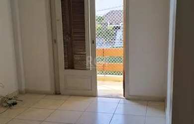 Imagem 15: Apartamento de dois dormitórios, dois banheiros e duas vagas de garagem no bairro Floresta