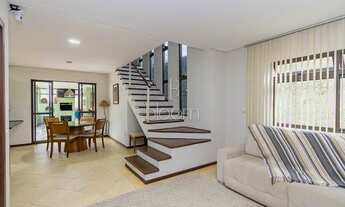 Imagem 2: SOBRADO com 3 dormitórios à venda com 190m² por R$ 990.000,00 no bairro Uberaba - CURITIBA