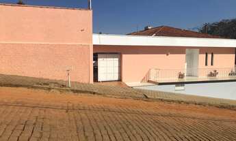 Imagem 2: Casa no centro de Jacutinga Mg!