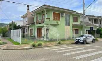 Imagem: Casa na Hipica com 03 dormitorios com 01