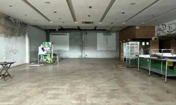 Imagem 3: Loja com 400m e estacionamento privativo no Centro