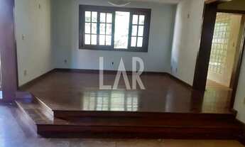 Imagem: Casa à venda, 4 quartos, 1 suíte, 4 vagas