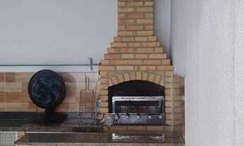 Imagem: Casa com 3 Quartos e 2 banheiros à Venda