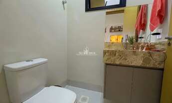 Imagem 2: Sobrado com 3 quartos sendo 1 suíte, rica em armários, com energia Solar, Localizada no co