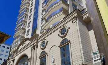 Imagem 2: 04 Suítes no Joseph, 3 Vagas, Quadra Mar em Meia Praia