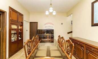 Imagem 3: Casa de esquina à venda com 3 dormitórios no bairro Bacacheri - Curitiba PR