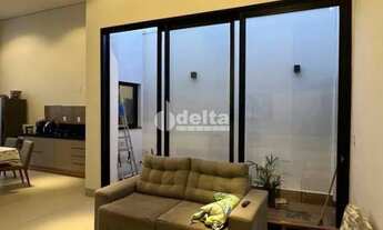 Imagem 2: Casa residencial disponível para venda no bairro Novo Mundo em Uberlândia-MG