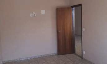 Imagem 6: Alugo Excelente casa de três quartos no bairro Coelho / SG