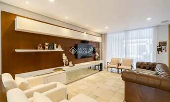 Imagem 3: Casa em condomínio com 4 quartos 4 suítes e 2 vagas à venda no Bairro Ecoville em Porto Al