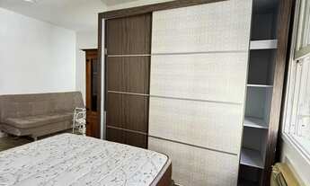 Imagem 3: Kitnet Mobiliado na Rua Santo Antônio em Porto Alegre/RS