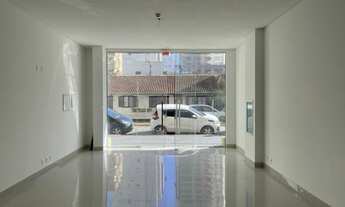 Imagem 3: SALA AMPLA E BEM LOCALIZADA!