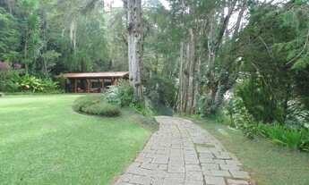 Imagem 2: Casa cinematográfica com 13.000 m2 porteira fechada em Alto - Teresópolis - Rio de Janeir