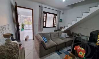 Imagem 2: Sobrado para venda possui 96 metros quadrados com 2 quartos em Parque São Vicente - Mauá