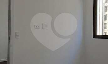 Imagem 3: Apartamento de 1 quarto, 25m², 12º andar, na região do Centro/Batel de Curitiba