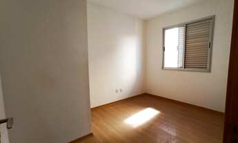 Imagem 7: Apartamento em prédio individual com elevador, gás, com 3 qtos - Bairro Europa - Contagem