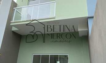 Imagem: R$420 mil. Casa Duplex com 3 quartos sendo