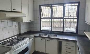 Imagem 3: Amplo apartamento, 4 quartos, 2 suítes, 2 vagas e escaninho!! 1º andar.!