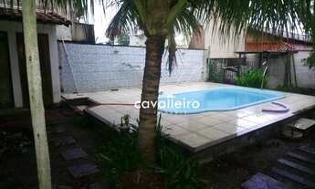 Imagem 5: Casa no Barroco com rua asfaltada e água da CEDAE