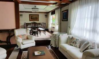 Imagem 5: Casa maravilhosa com muito verde