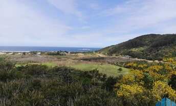 Imagem 4: Amplo Terreno Localizado no Bairro Siriú, em Garopaba, com Fácil Acesso às Praias da Regiã